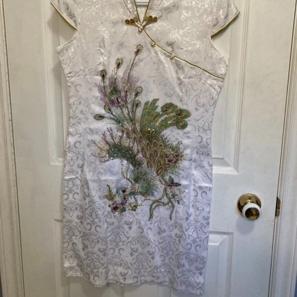 Elegant Short Cheongsam Dress - Picture 6 of 6